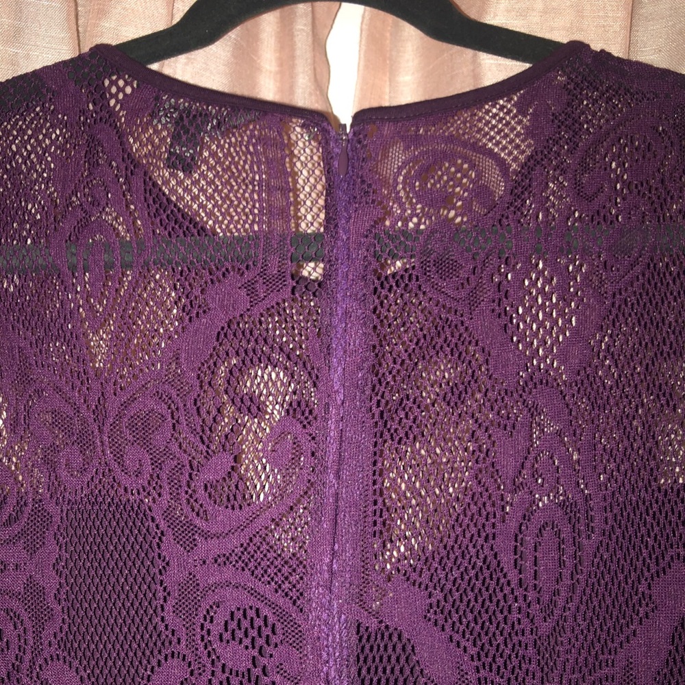 Sleeveless purple lace dress - Picture 4 of 5